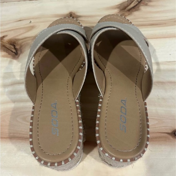 Soda Tan Espadrille Wedge Sandals with Cross-Strap Design 8.5 - Picture 4 of 5